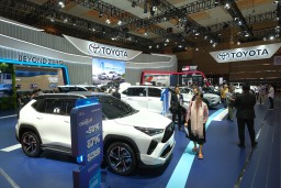 IIMS 2025, Toyota Raih 2.728 SPK, Mobil Hybrid Makin Diminati