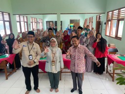 Gandeng SMK Mambahul Ihsan, PT Smelting Gelar Pelatihan Kurikulum PLH Mangrove