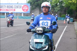 Cari aman Di Jalan, Begini Teknik Kontrol Gas dan Pengereman yang Baik