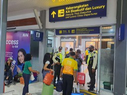KAI Daop 8 Sebut 110 Ribu Tiket KA Jarak Jauh Lebaran Terjual