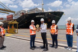 TPS Sambut Layanan Baru Maersk di Awal 2025