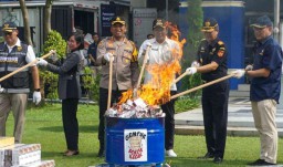 Jutaan Batang Rokok Ilegal Dimusnahkan Bea Cukai Sidoarjo