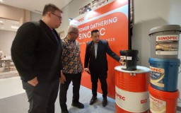 Sinopec Perkuat Pasar Pelumas Industri di Jatim