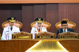 Khofifah Cetuskan 10 Program Quick-Win untuk Tiga Bulan Pertama Kerja