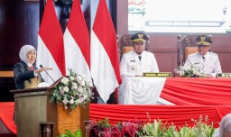 Gubernur Khofifah Pesankan ke Bupati Wabup Probolinggo Jaga Keberseiringan Program SAE dengan Nawa Bhakti Satya dan Asta Cita