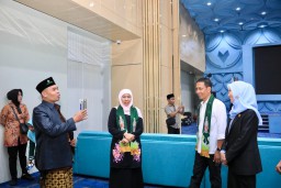 Kunjungi BMT NU Ngasem Bojonegoro, Khofifah Sebut Referensi Sebagai Holding Koperasi