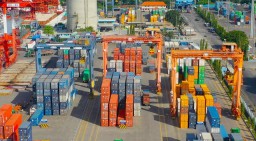 Dinamika Global Dorong Peningkatan Arus Peti Kemas Ekspor-Impor Pelindo Tumbuh 13,64 Persen di Semester I-2025