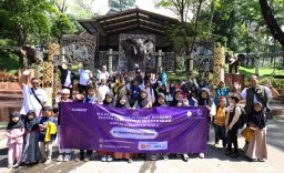 Karyawan XLSMART Salurkan Santunan di Jawa Timur dan Sulawesi Selatan