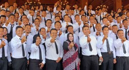 378 PPPK Pemkab Ponorogo Terima SK Pengangkatan