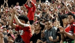 Madura United Siapkan Tiket Terusan, Suporter Bisa Dapat Jersey dan Diskon Belanja