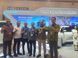 Toyota Tampilkan Ekosistem Mobilitas Komprehensif di GIIAS Surabaya 2025, Produksi Lokal New bZ4X Jadi Sorotan