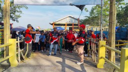 Meriah Jalan Sehat dan Bazar Pangan Murah Desa Banjarsari Kecamatan Cerme Gresik