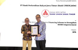 BPR Jatim Raih Penghargaan Top BUMD 2025