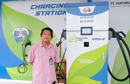 UM Kembangkan SPKLU Massal Pertama