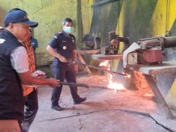 Bea Cukai Gresik Musnahkan 4,3 Juta Rokok dan 836 Liter MME Ilegal Senilai Rp7,5 Miliar
