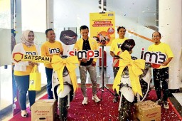 Dua Outlet Jawa Timur Raih Motor Kejutan Simple IM3