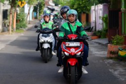Bupati Banyuwangi Instruksikan ASN Naik Transportasi Umum