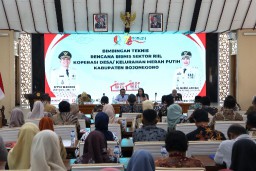 Bupati Bojonegoro Sebut Koperasi Desa sebagai Motor Ekonomi Lokal