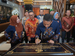 Bupati Bojonegoro Dorong BPR Berinovasi Dukung Penguatan Ekonomi Kerakyatan