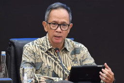 OJK Minta Program Hapus Tagih UMKM di Himbara Diperpanjang