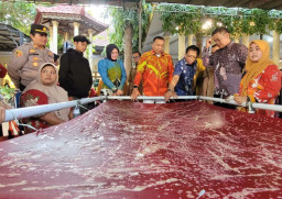 Kementerian UMKM Beri Pendampingan Batik Ciprat Disabilitas Situbondo