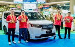 Honda Festipark Display Tiga Lini Mobil Hybrid hingga Promo Spesial