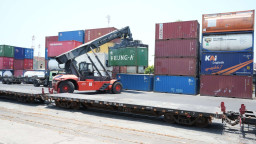 KAI Logistik Tancap Gas Jelang Nataru 2025/2026
