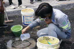 ITS Surabaya Kembangkan Paving Porous Fly Ash Anti Banjir