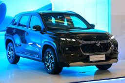 Suzuki Grand Vitara Dapat Penyegaran di GJAW 2025, Hadir dengan Lima Pembaruan Baru
