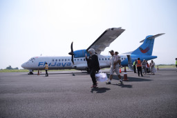 Load Factor Penerbangan Jember-Jakarta Terisi 50 Persen
