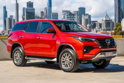 Toyota Fortuner Resmi Disuntik Mati di Australia Setelah Lebih dari Satu Dekade Penjualan Lesu