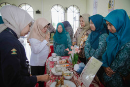 PT Freeport Indonesia Edukasi 65 Ibu Balita di Gresik untuk Olah MPASI Sehat Berbasis Pangan Lokal