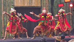 Kayu Ampyun dan Kebangkitan Topeng Jambuwer Gunung Kawi