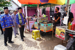 Pasar Kelabang jadi Ikon Desa Tematik Berdaya