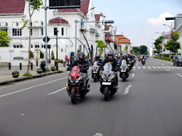 Hadapi Kemacetan Nataru, MPM Honda Jatim Ajak Pengendara Persiapkan Perjalanan demi Keselamatan Keluarga