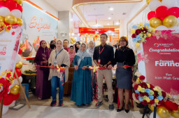 Pempek Farina Resmi Buka Outlet ke-76 di Icon Mall Gresik