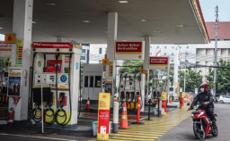 Pertamina Mulai Pasok 100 Ribu Barel BBM ke SPBU Shell