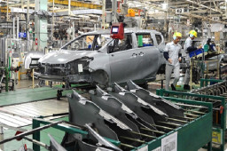 Industri Otomotif Harap Insentif Pajak Kembali Digulirkan, Pasar Mobil Masih Lesu