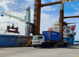 TPK Bagendang Bukukan Kinerja Operasional Solid, Arus Peti Kemas Tumbuh Positif