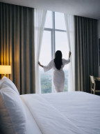 Hotel Santika Gresik Hadirkan Menu Baru di Awal Tahun dengan Sajian Iga Bakar Sambal Embe dan Cinnamon Raspberry Sour