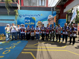 Kampung PLN Mobile Kepanjen Perkuat Digitalisasi Listrik-Internet