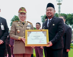 Bupati Gresik Raih Penghargaan Terbaik II Pembina K3 Tingkat Provinsi Jatim