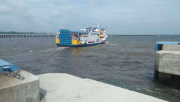 Pelayaran Kapal Situbondo-Madura Kembali Beroperasi