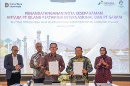 Pertamina KPI dan PT Garam Teken MoU Manfaatkan Air Sisa Kilang