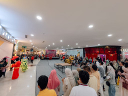 Sambut Imlek, Icon Mall Gresik Hadirkan Pertunjukan Barongsai dan Naga Liang Liong