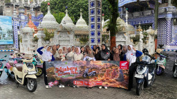 Hijabers Malang Ngabuburide Seru Bersama Honda Scoopy, Riding Hingga Masjid Tiban