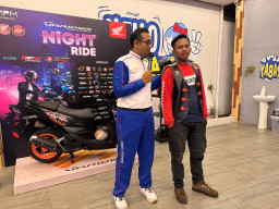 Ratusan Komunitas Ramaikan All New Honda Vario 125 Night Ride di Surabaya