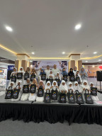 Icon Mall Berbagi Kebahagiaan Bersama Anak Yatim di Momen Idul Fitri,
