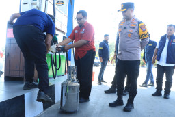 Polres Gresik Gerak Cepat Sidak SPBU demi Jaga Kenyamanan Pemudik