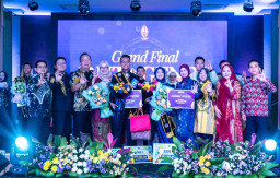 Pasangan Serry Satya dan Chandra Ari Dinobatkan Duta Genre Gresik 2026